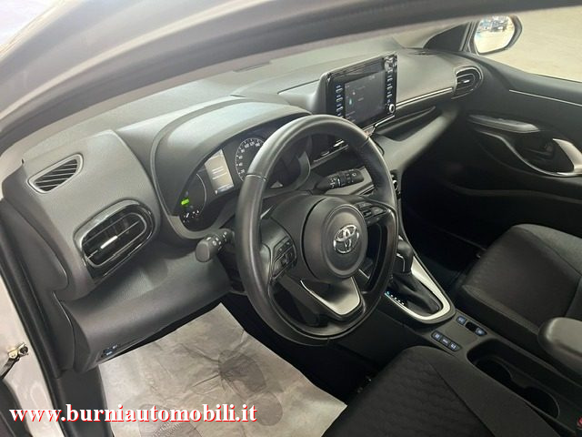 TOYOTA Yaris usata, con Cruise Control