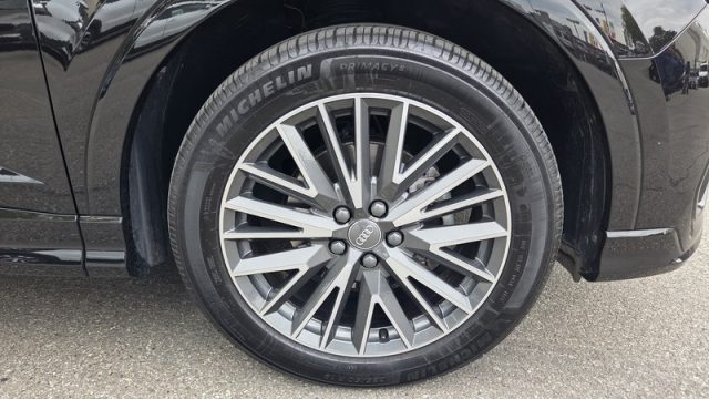 AUDI Q3 usata, con Autoradio