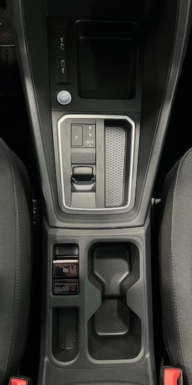 FORD Tourneo Connect usata, con Sistema di navigazione