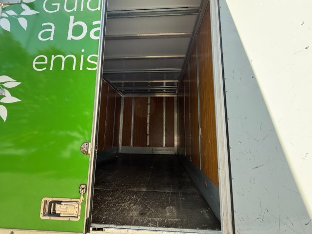 IVECO Daily usata 8