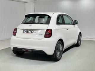 FIAT 500e usata, con Autoradio