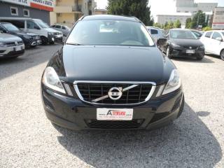 VOLVO XC60 usata, con Airbag laterali