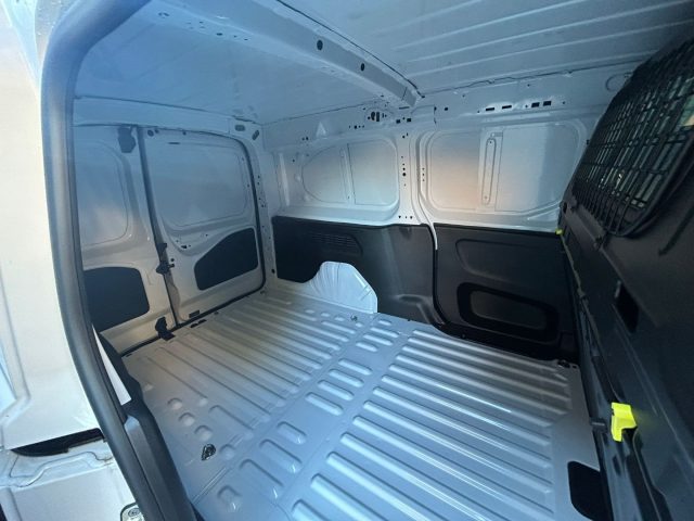 TOYOTA Proace City usata, con Fari LED