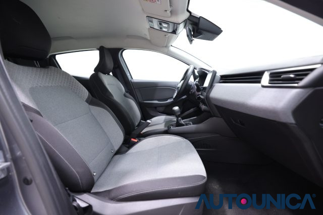 RENAULT Clio usata 41