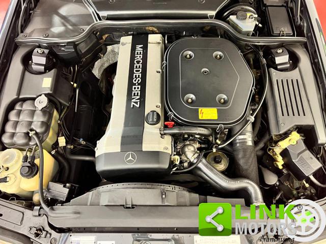 MERCEDES-BENZ SL 300 usata, con Regolazione elettrica sedili