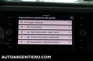 VOLKSWAGEN Taigo usata, con Cruise Control