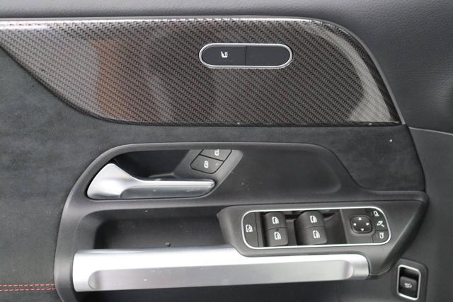 MERCEDES-BENZ GLB 200 usata, con Chiusura centralizzata
