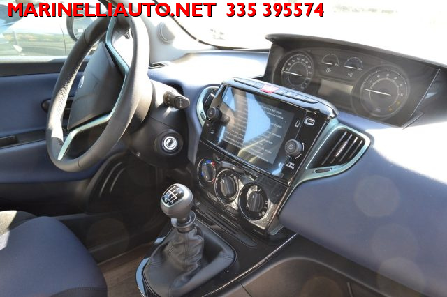 LANCIA Ypsilon usata, con Volante multifunzione