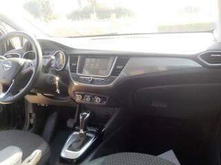 OPEL Crossland X usata, con Sedile posteriore sdoppiato