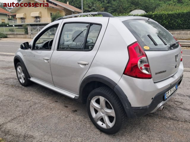 DACIA Sandero usata, con Alzacristalli elettrici