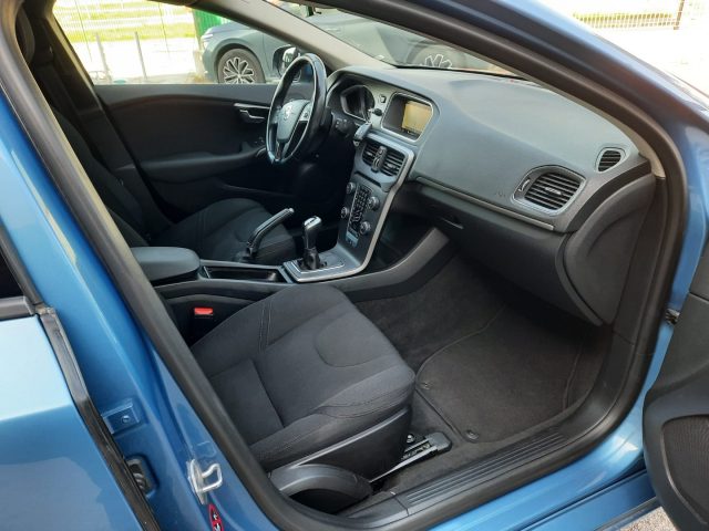 VOLVO V40 usata, con ESP