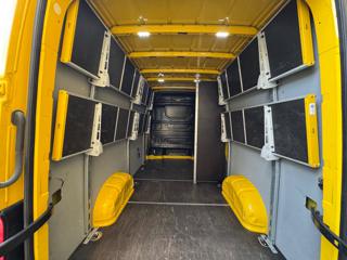 VOLKSWAGEN Crafter usata, con Airbag Passeggero