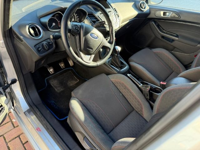 FORD Fiesta usata, con Boardcomputer
