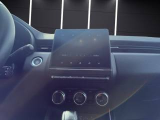RENAULT Clio usata, con USB