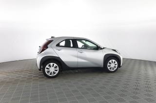 TOYOTA Aygo X usata 2