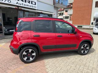 FIAT Panda Cross 1.0  Hybrid