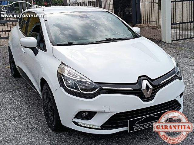 RENAULT Clio usata, con Autoradio digitale