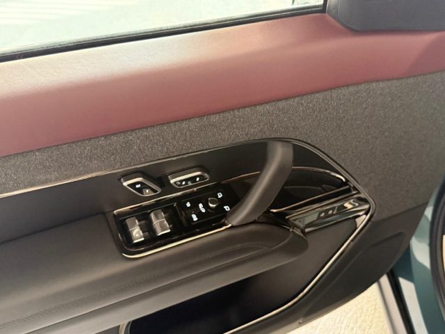 LAND ROVER Range Rover Sport usata, con Sospensioni pneumatiche