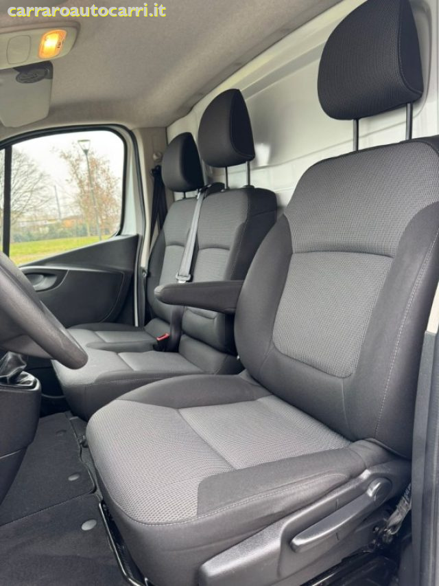 RENAULT Trafic usata, con Vivavoce