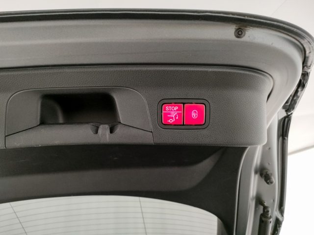 MERCEDES-BENZ GLC 220 usata, con Vetri oscurati