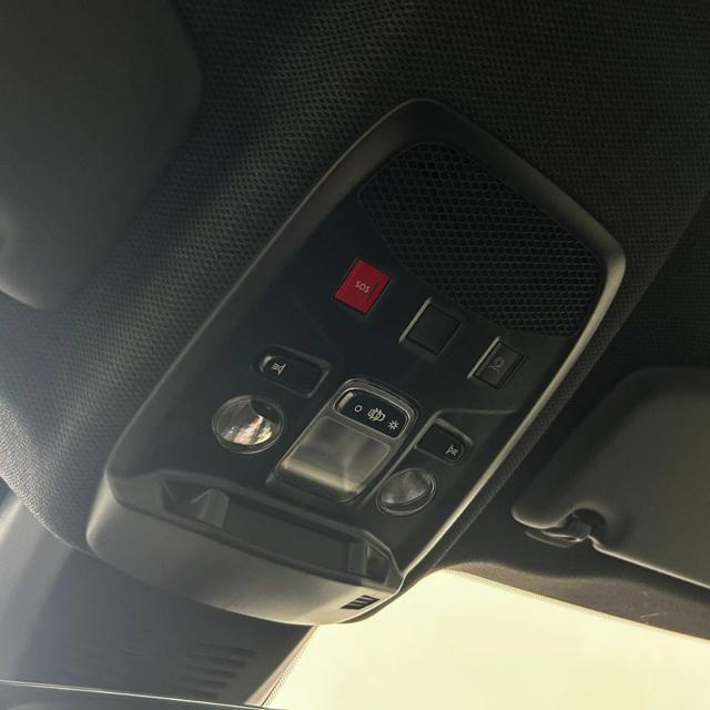 JEEP Avenger usata, con Fari LED