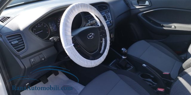 HYUNDAI i20 usata, con Airbag Passeggero