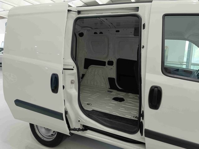 FIAT Doblo usata 18