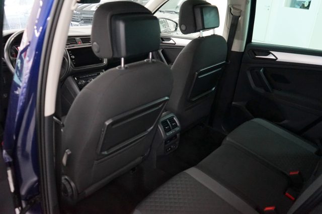 VOLKSWAGEN Tiguan usata, con Sensori di parcheggio anteriori