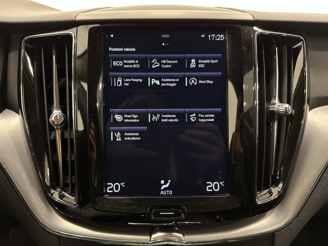 VOLVO XC60 usata, con Touch screen
