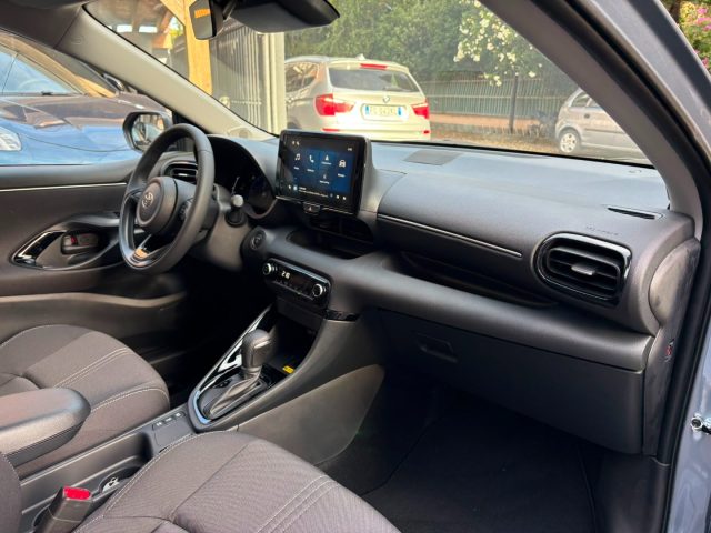 TOYOTA Yaris usata, con Controllo automatico clima