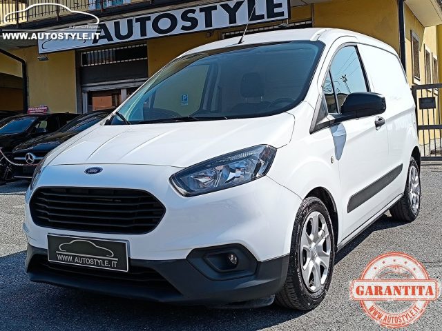 FORD Transit Courier usata, con Autoradio digitale