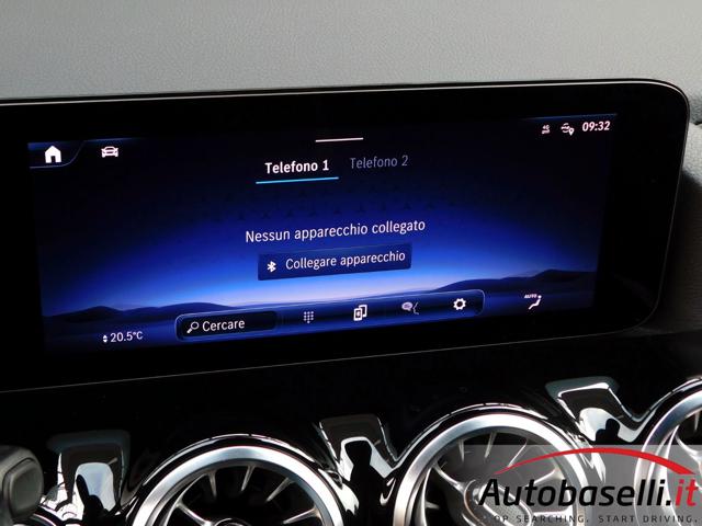 MERCEDES-BENZ GLA 200 usata, con Telecamera per parcheggio assistito