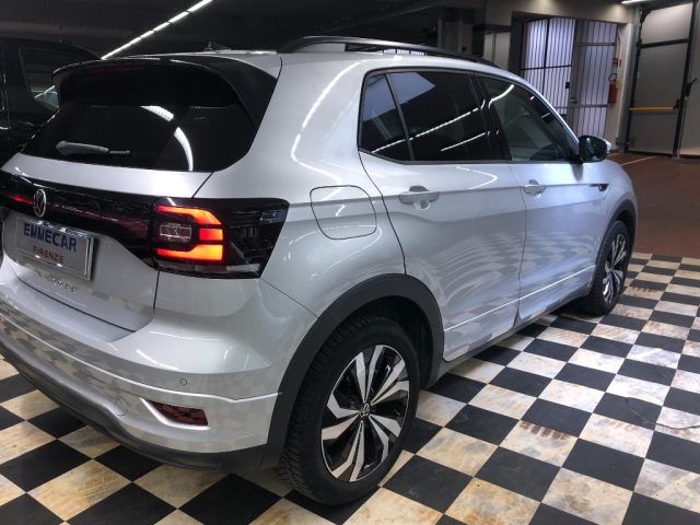 VOLKSWAGEN T-Cross usata, con Autoradio