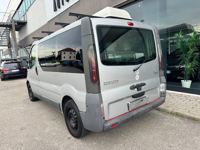 RENAULT Trafic usata, con Alzacristalli elettrici