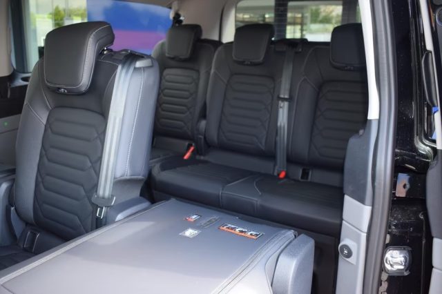 FORD Tourneo Custom usata, con Volante in pelle