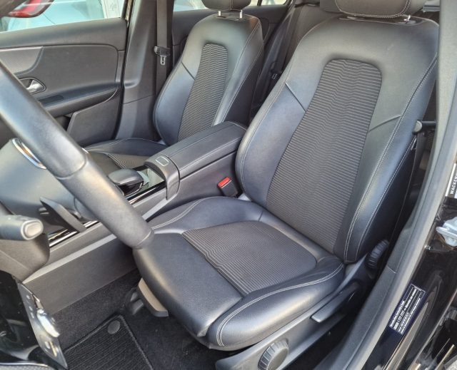 MERCEDES-BENZ A 180 usata, con Cronologia tagliandi