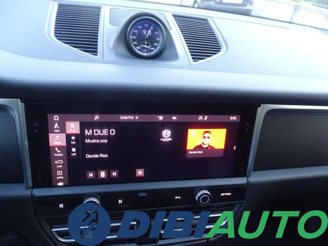PORSCHE Macan usata, con USB