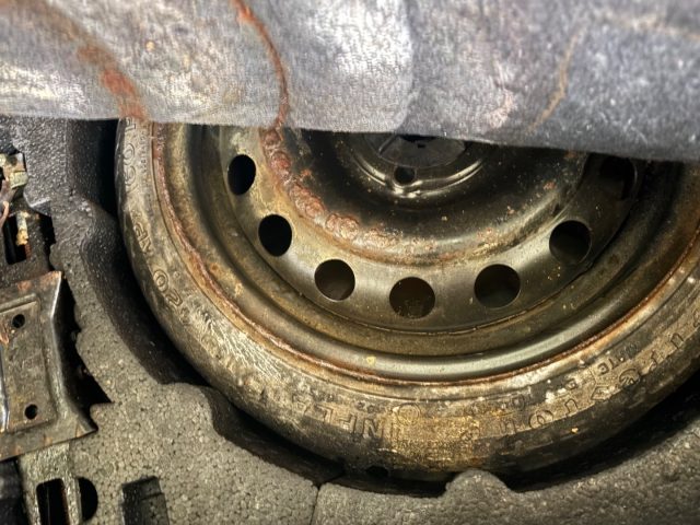 NISSAN Micra usata, con Ruota di riserva