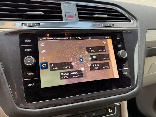 VOLKSWAGEN Tiguan Allspace usata, con Lettore CD