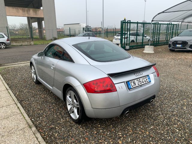 AUDI TT usata, con Autoradio