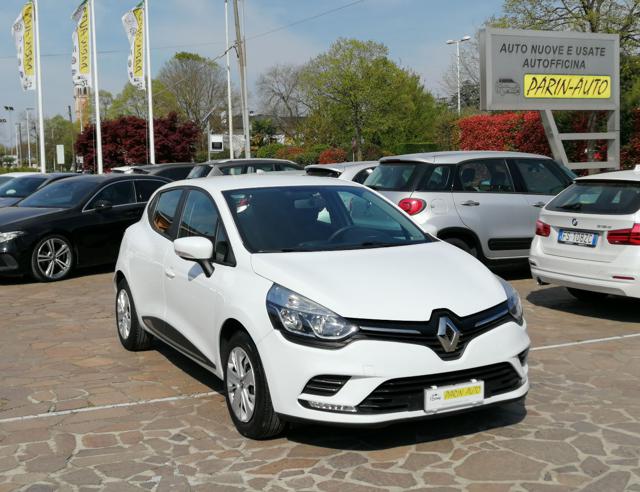 RENAULT Clio usata, con Autoradio