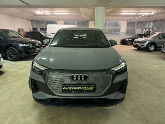 AUDI Q4 e-tron usata, con Airbag
