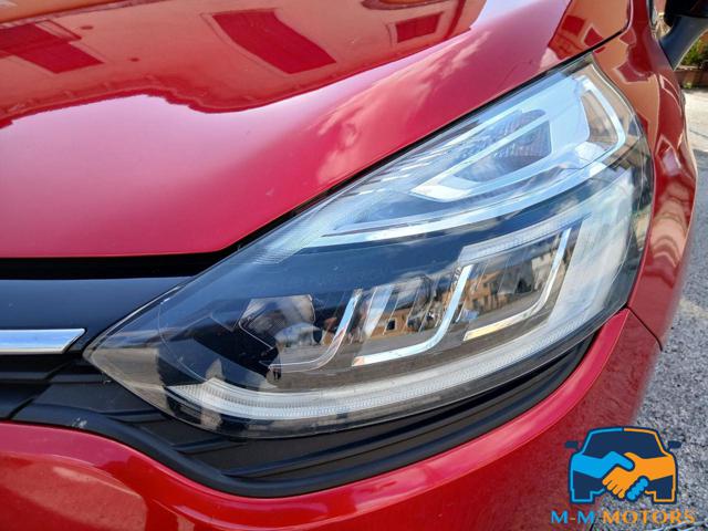 RENAULT Clio usata, con Alzacristalli elettrici