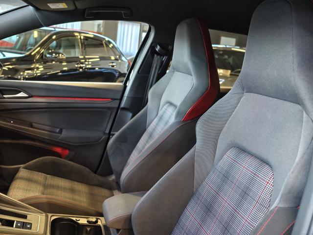 VOLKSWAGEN Golf usata, con Climatizzatore