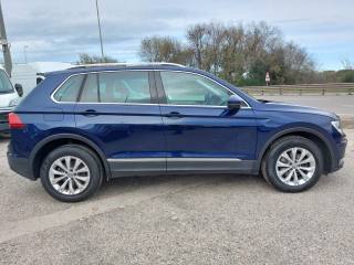 VOLKSWAGEN Tiguan usata, con Autoradio