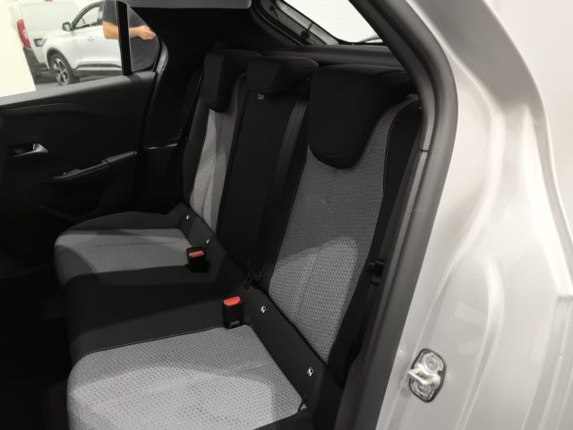 OPEL Corsa usata, con Autoradio digitale