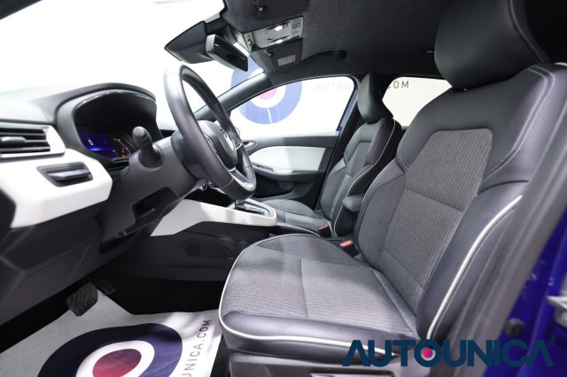 RENAULT Clio usata, con USB