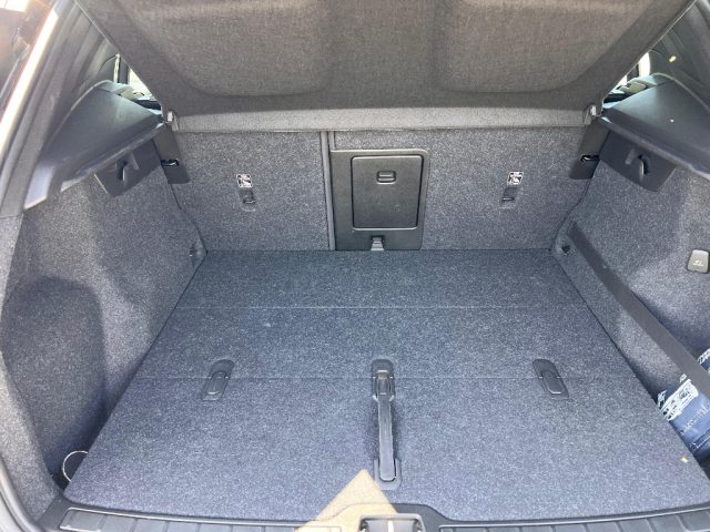 VOLVO XC40 usata, con Alzacristalli elettrici