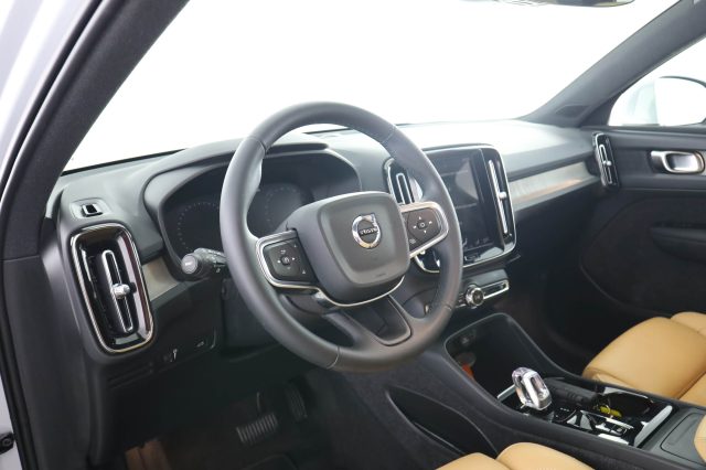 VOLVO XC40 usata 1