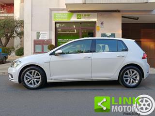 VOLKSWAGEN Golf usata, con Autoradio
